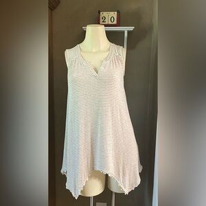 Knox Rose Top Striped High Low Ivory Sleeveless Asymmetric Stretchy fabric  S